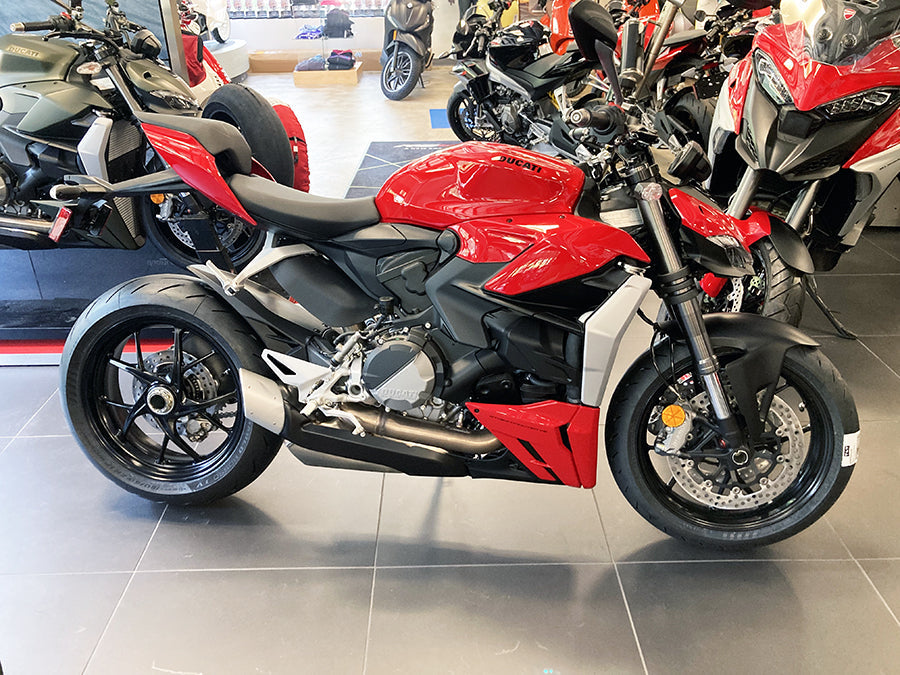 2024 Ducati Streetfighter V2 Red - Demo