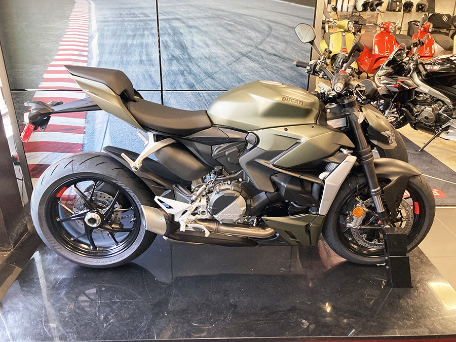 2024 Ducati Streetfighter V2 Storm Green – Seacoast Sport Cycle