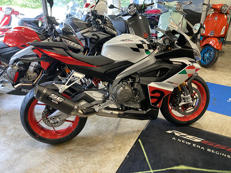 aprilia rsv4 660