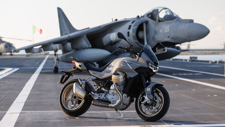 2023 Moto Guzzi V100 Mandello - Aviazione Navale