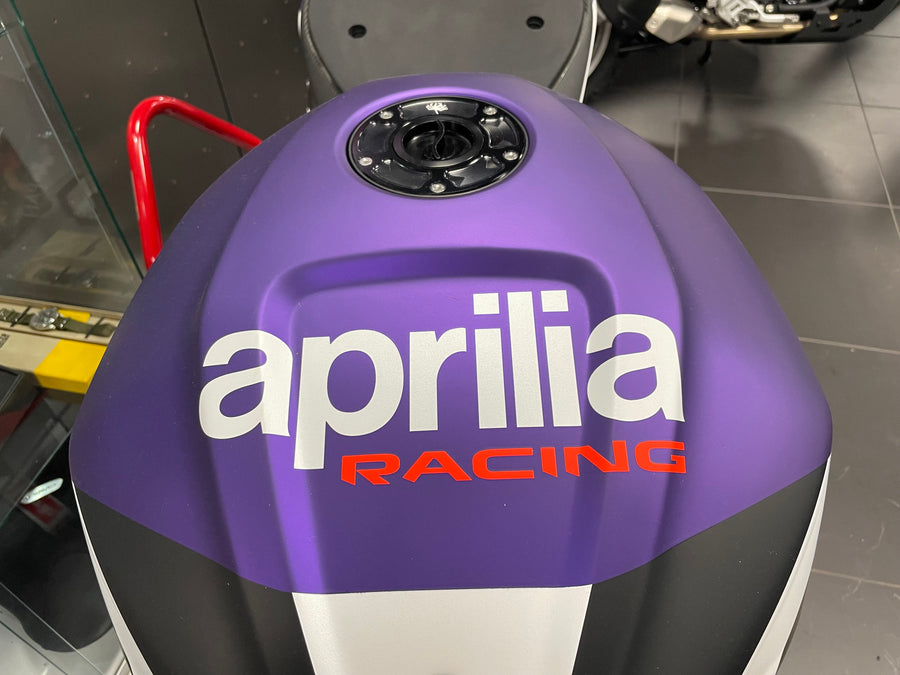 Final Limited Edition Aprilia RSV4 XTrenta - Aleix Espargaro #41