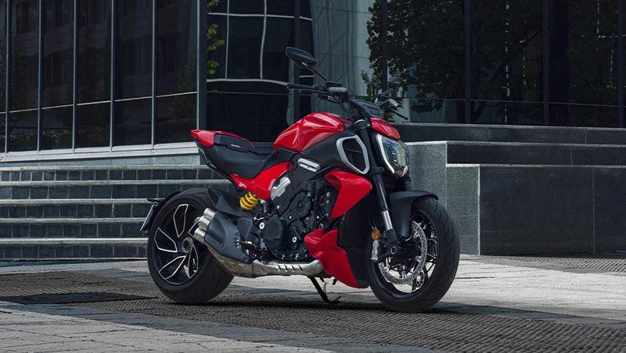 2024 Ducati Diavel V4 Red – Seacoast Sport Cycle